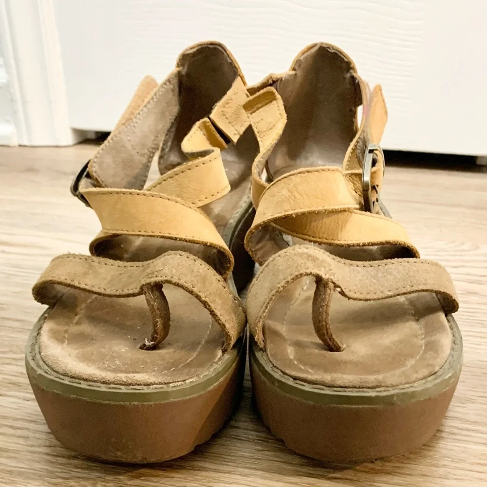 Y2k CAT Caterpillar Chunky Platform Sandals 8